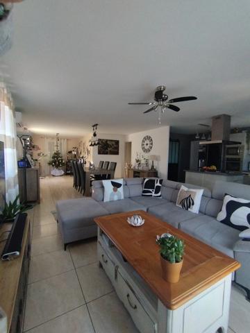 Dpt Aude (11), à vendre LEZIGNAN CORBIERES maison P4 de 100 m² - Terrain de 482,00 m²