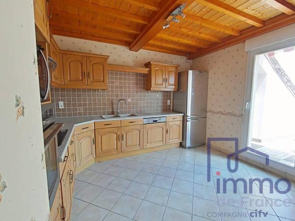 Appartement 6 pièces                                        - 43000 Le Puy-en-Velay Réf : 2892-CIFVFOREZVELAY