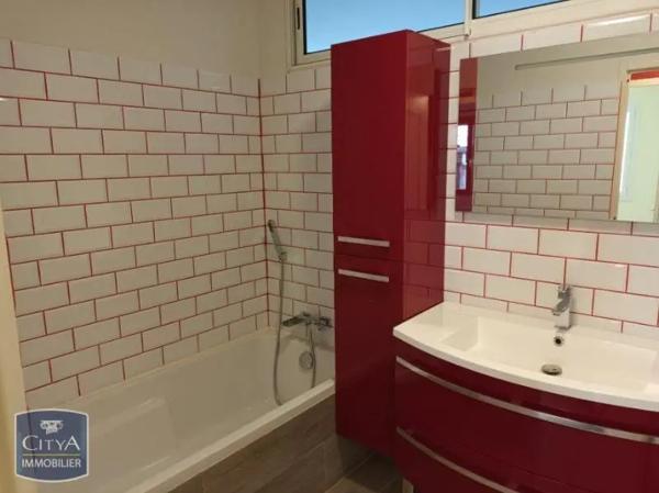 Maison à louer 4 pièces 76.47m² Gignac (34150)