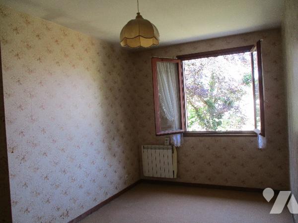 Pavillon de plain-pied, 88m² hab., terrain 637m², proche commerces, gare et écoles