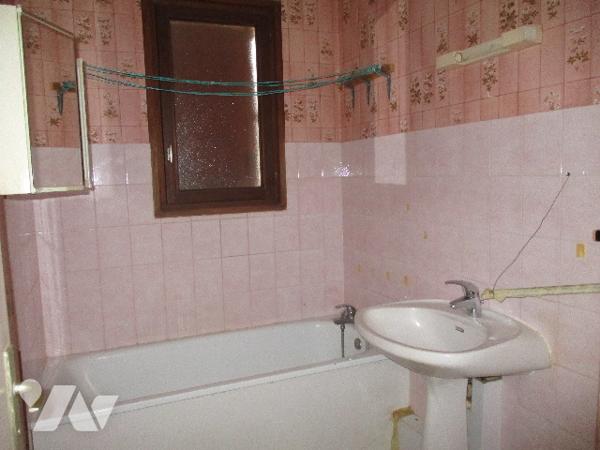 Pavillon de plain-pied, 88m² hab., terrain 637m², proche commerces, gare et écoles