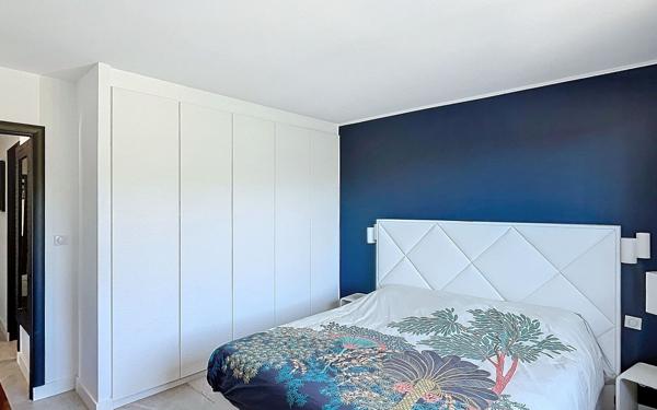 Maison à vendre    6 pièces •  Bandol