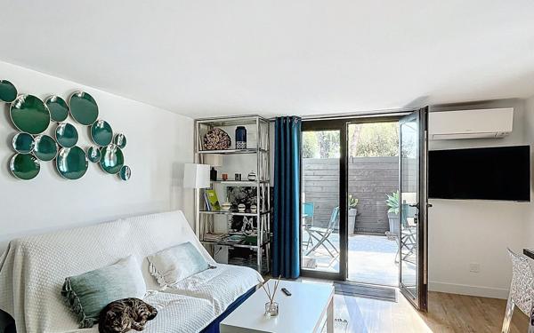 Maison à vendre    6 pièces •  Bandol