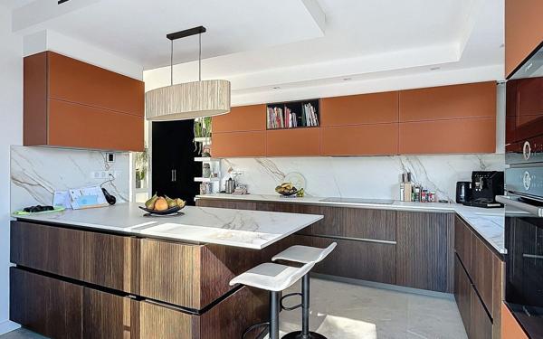 Maison à vendre    6 pièces •  Bandol