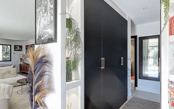 Maison à vendre    6 pièces •  Bandol