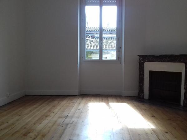 Location appartement Pauillac : 723 € - AJP Pauillac Immobilier
