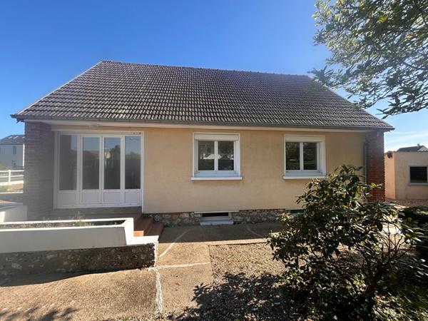 Maison individuelle 2 chambres Les essarts Terrain 410m² exposition sud garage chauffage gaz