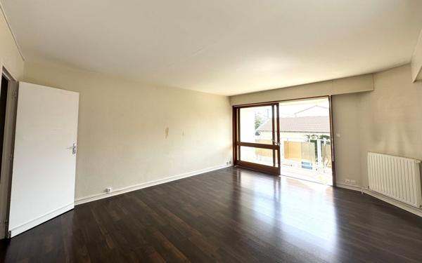 Appartement à vendre    2 pièces • 52,98 m2 Bordeaux