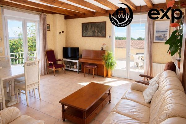 Villa exceptionnelle St Laurent de Mure