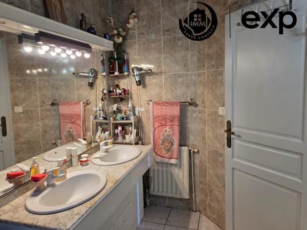 Villa exceptionnelle St Laurent de Mure