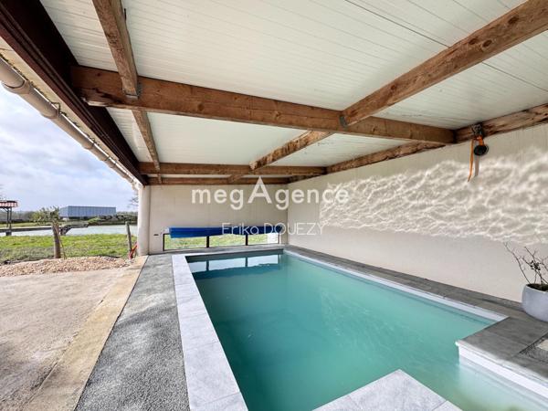 Maison à SAINT-PIERRE-DES-ECHAUBROGNES, 79700 - 7 pièces 167m²