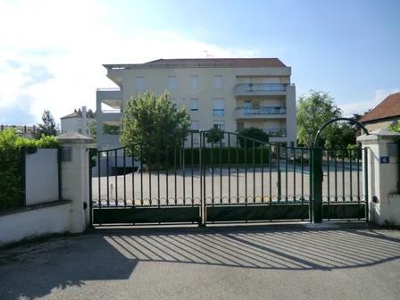 Parking / Box à louer à Chalon-sur-Saône (71100)