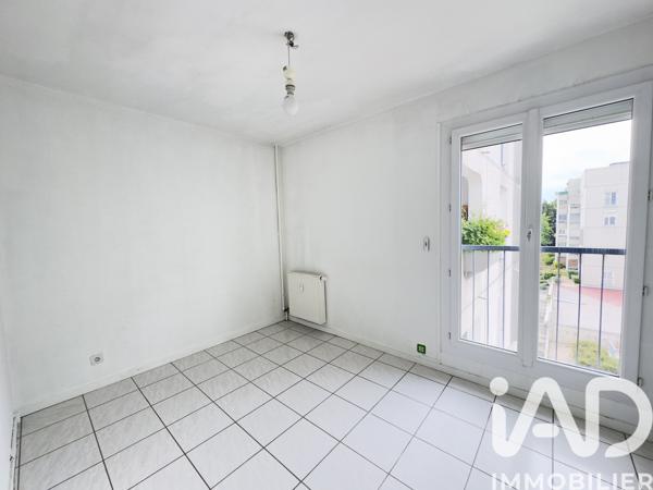 Appartement à vendre 3 pièces 67 m² Dammarie-les-Lys