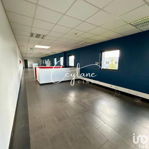 Location bureaux 210 m² Mennecy