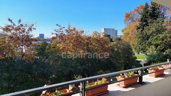 Appartement à vendre 4 pièces MARSEILLE 11EME ARRONDISSEMENT (13)