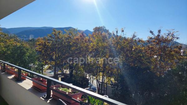 Appartement à vendre 4 pièces MARSEILLE 11EME ARRONDISSEMENT (13)