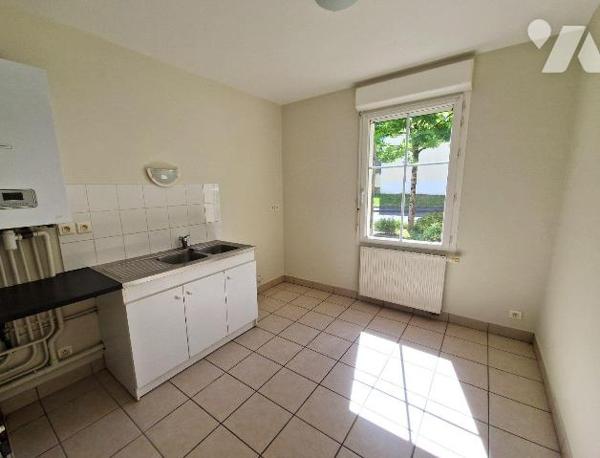 Appartement à vendre à Quimper, au Centre Ville , quartier Saint -Marc. Dans une petite copropr...