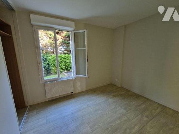 Appartement à vendre à Quimper, au Centre Ville , quartier Saint -Marc. Dans une petite copropr...