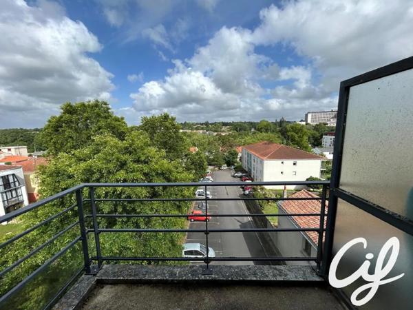 Appartement à vendre à Roche-sur-Yon (85000)