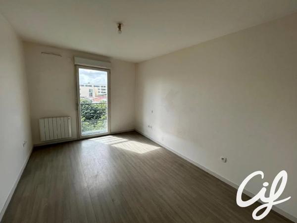 Appartement à vendre à Roche-sur-Yon (85000)