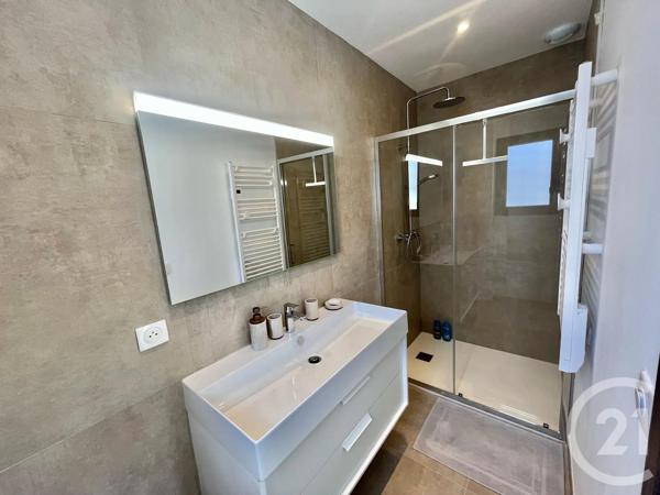 Maison à vendre  4 pièces - 98,92 m 2   ST CYR SUR MER  - 83