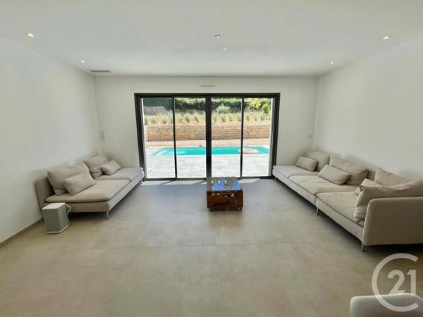 Maison à vendre  4 pièces - 98,92 m 2   ST CYR SUR MER  - 83