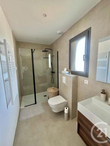 Maison à vendre  4 pièces - 98,92 m 2   ST CYR SUR MER  - 83