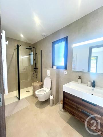 Maison à vendre  4 pièces - 98,92 m 2   ST CYR SUR MER  - 83