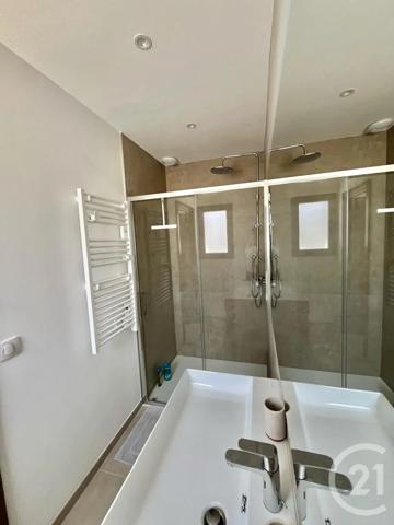 Maison à vendre  4 pièces - 98,92 m 2   ST CYR SUR MER  - 83