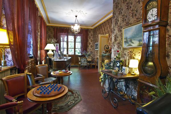 Chateau à vendre à Saint-Alban-sur-Limagnole (48120) - Lozère