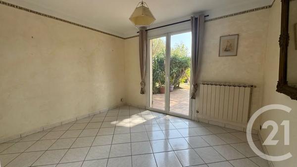 Maison à vendre  8 pièces - 216 m 2   LA GARDE  - 83