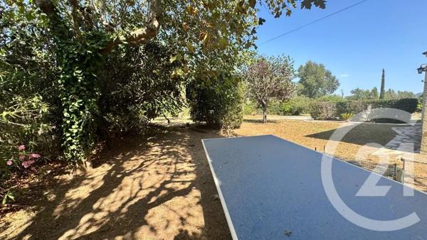 Maison à vendre  8 pièces - 216 m 2   LA GARDE  - 83