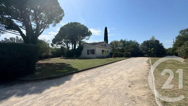 Maison à vendre  8 pièces - 216 m 2   LA GARDE  - 83