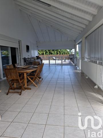 Maison à vendre 9 pièces 175 m² Sainte-Rose