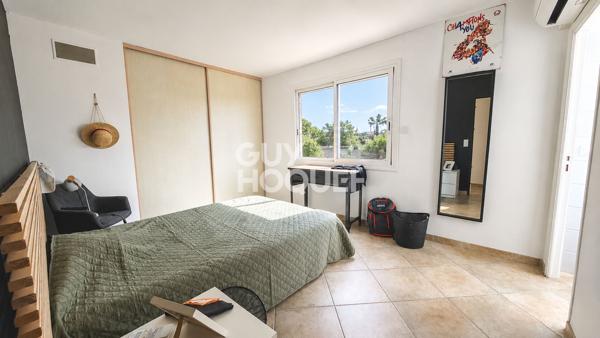 Proche Le Soler, Propriété multi-habitation, maison principale + 2 appartements sur 1560m² hors lotissement.