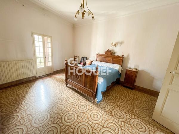 Ensemble immobilier MAUGUIO 6 pièce(s) 185 m2 + REMISE + ECURIE 100 m2