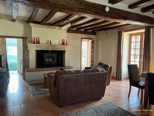 Maison de Campagne (137 m2 - 7 pièces) NOYANT-VILLAGES (49)