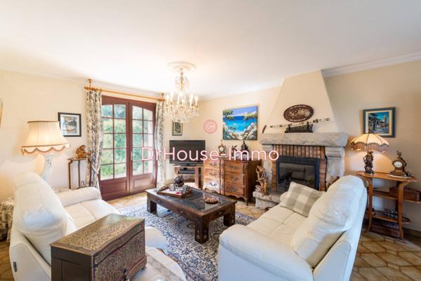 Maison à vendre 7 pièces de 232 m²