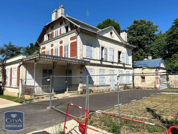 Local professionnel à vendre 250m²