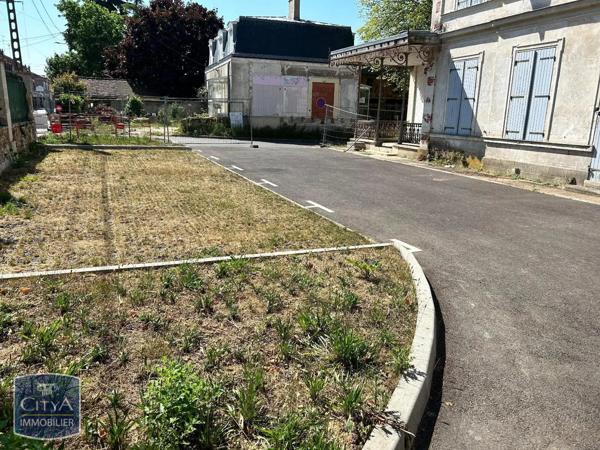 Local professionnel à vendre 250m²