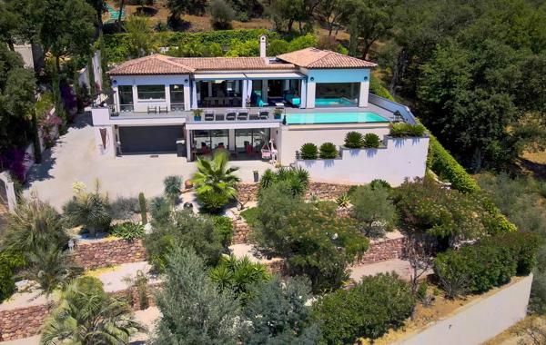 Maison 10 pièces - 300 m² Bien prestige