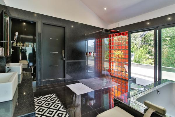 Maison 10 pièces - 300 m² Bien prestige