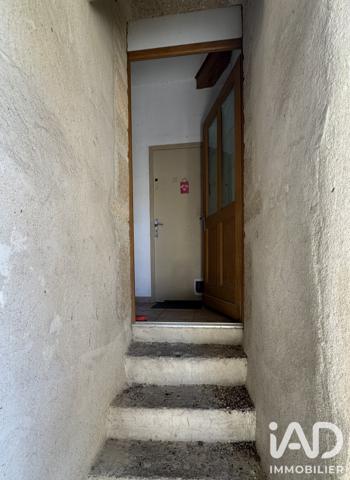Immeuble à vendre 70 m² Collias