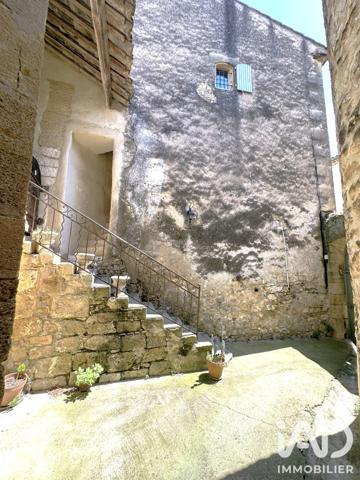 Immeuble à vendre 70 m² Collias