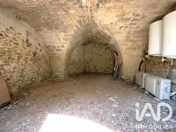 Immeuble à vendre 70 m² Collias