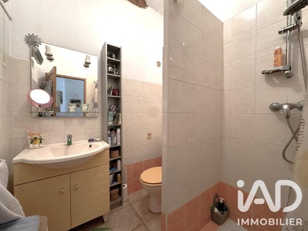 Immeuble à vendre 70 m² Collias