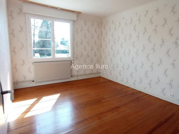 Location non meublée - Appartement - Oloron-sainte-marie - Réf.:204449 Appartement de type 4 au calme avec jardin Infos sur location :