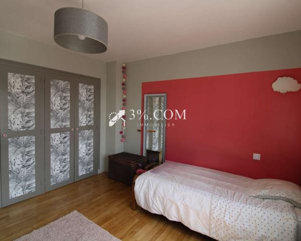 Maison 6 pièce(s) 4 chambre(s) 191 m²