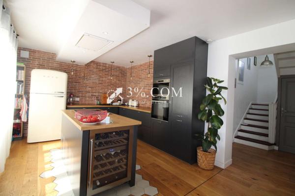 Maison 6 pièce(s) 4 chambre(s) 191 m²