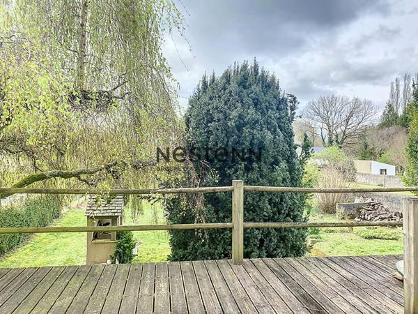 À vendre - Maison à rafraichir avec 1000m² de terrain située dans le centre de Noyal Muzillac